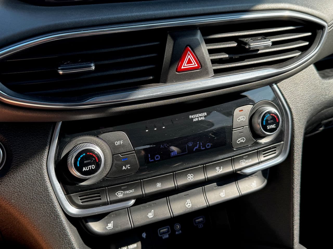 Hyundai Santa Fe 2019 — Миниатюра 12