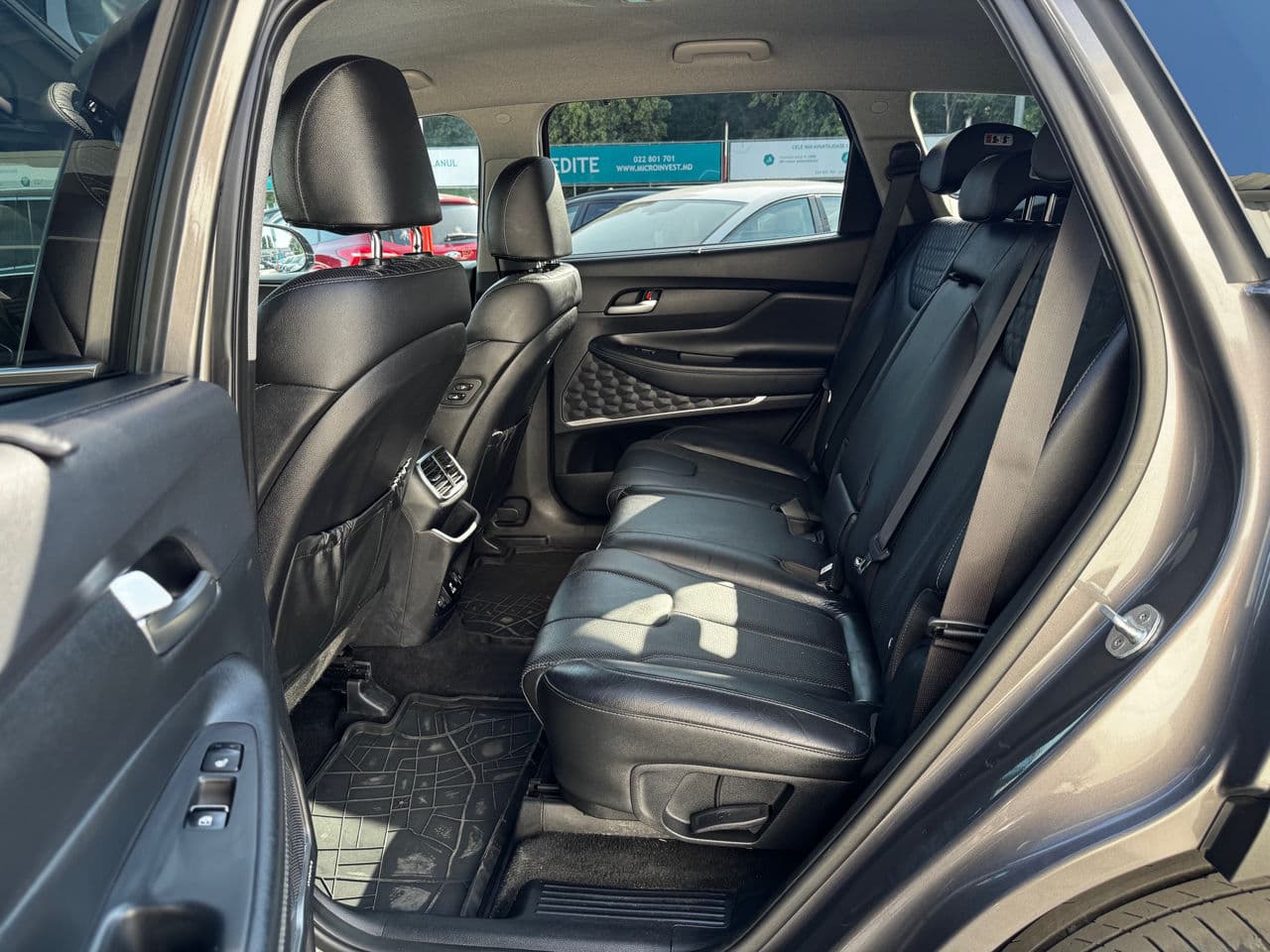 Hyundai Santa Fe 2019 — Миниатюра 6