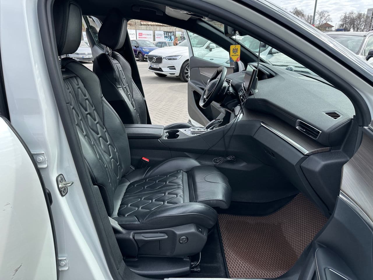 Peugeot 3008 2022 — Миниатюра 16