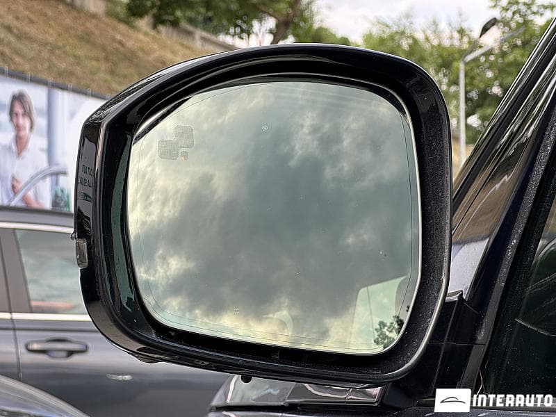 Land Rover Discovery 2019 — Миниатюра 19
