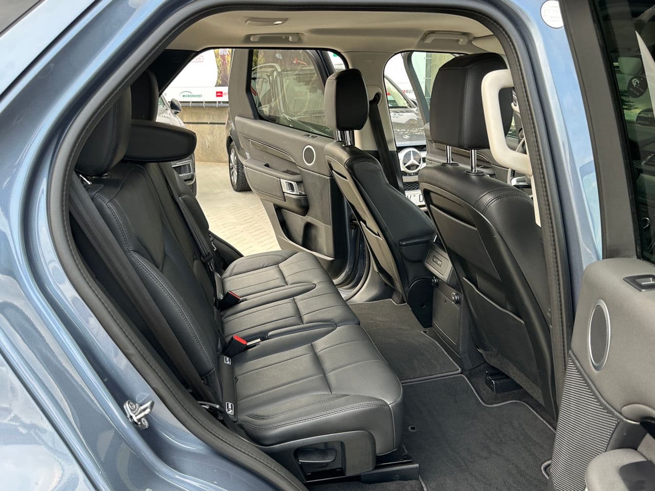 Land Rover Discovery 2019 — Миниатюра 15