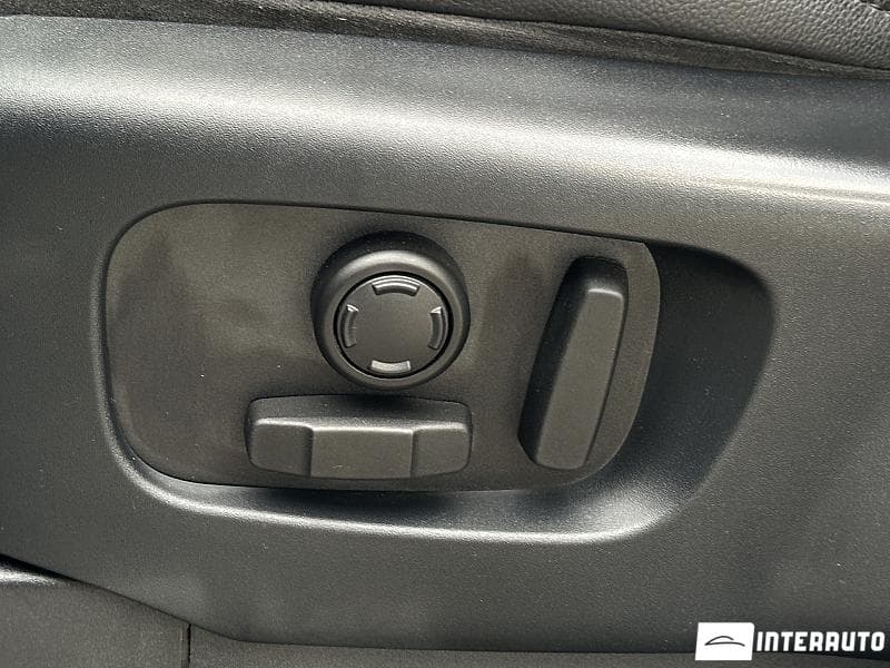 Land Rover Discovery 2019 — Миниатюра 22