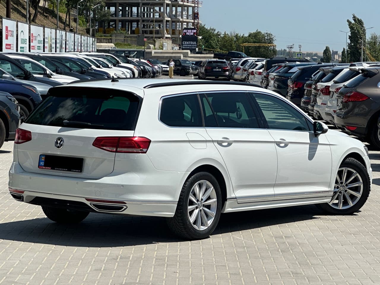 Volkswagen Passat 2016 — Миниатюра 3
