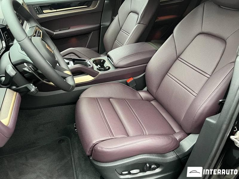 Porsche Cayenne Coupe 2025 — Миниатюра 6