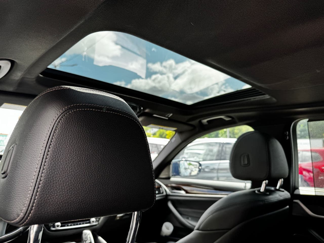 BMW 530e 2018 — Миниатюра 15