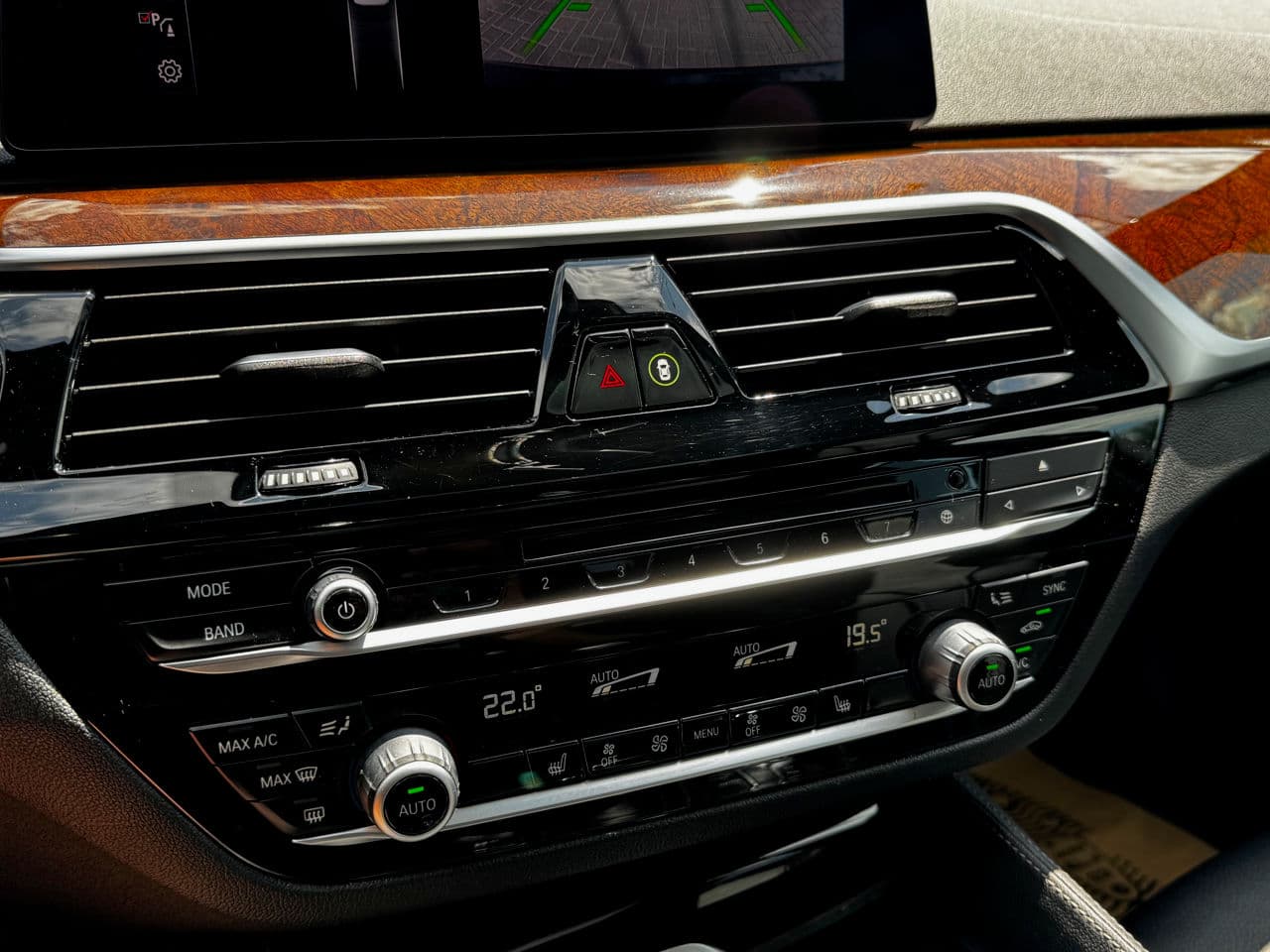 BMW 530e 2018 — Миниатюра 9