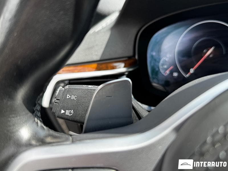 BMW 530e 2018 — Миниатюра 10