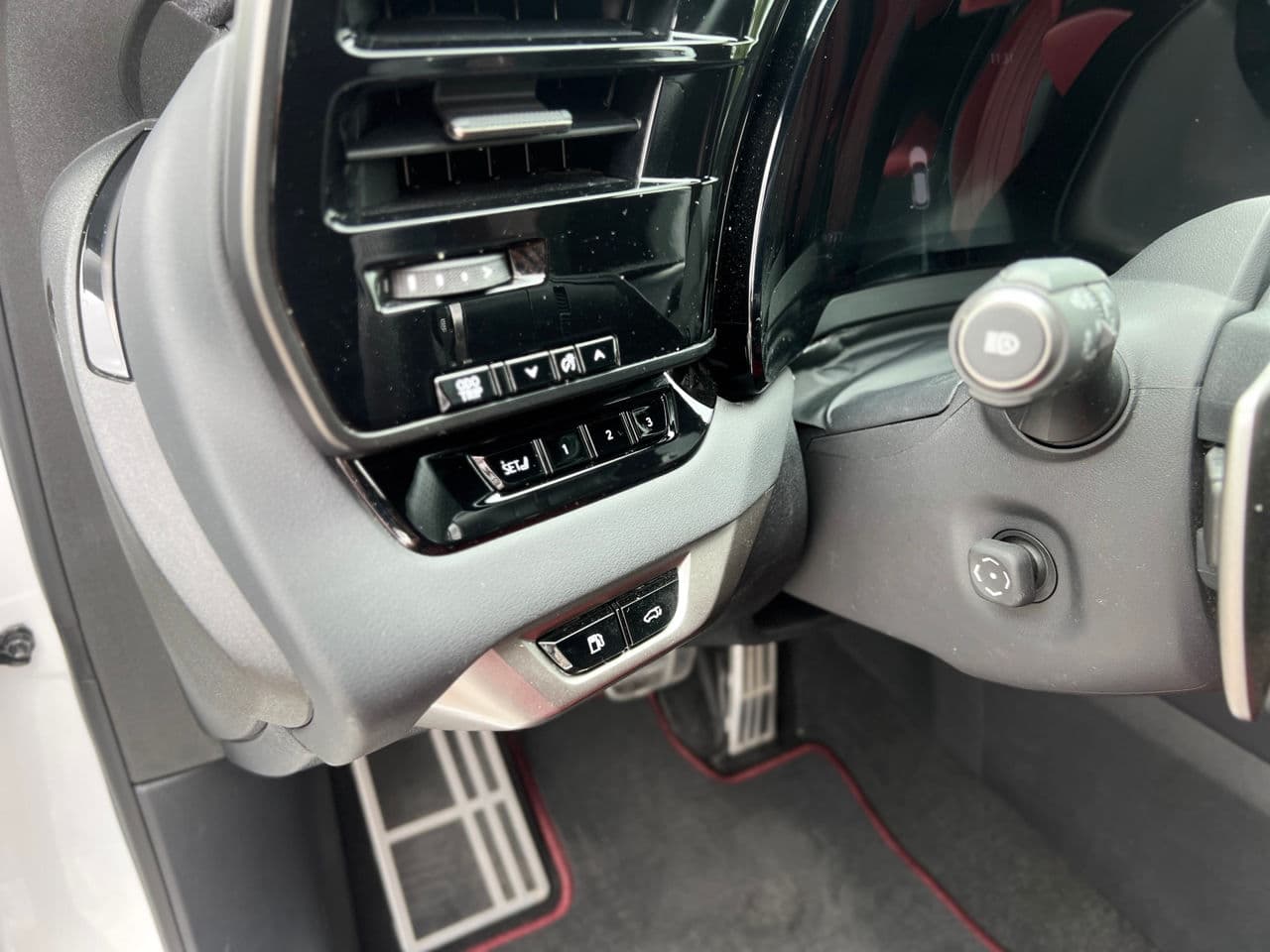 Lexus RX 500h 2024 — Миниатюра 6