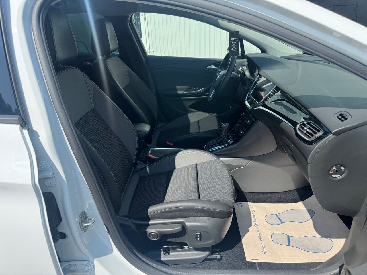 Opel Astra 2020 — Миниатюра 6