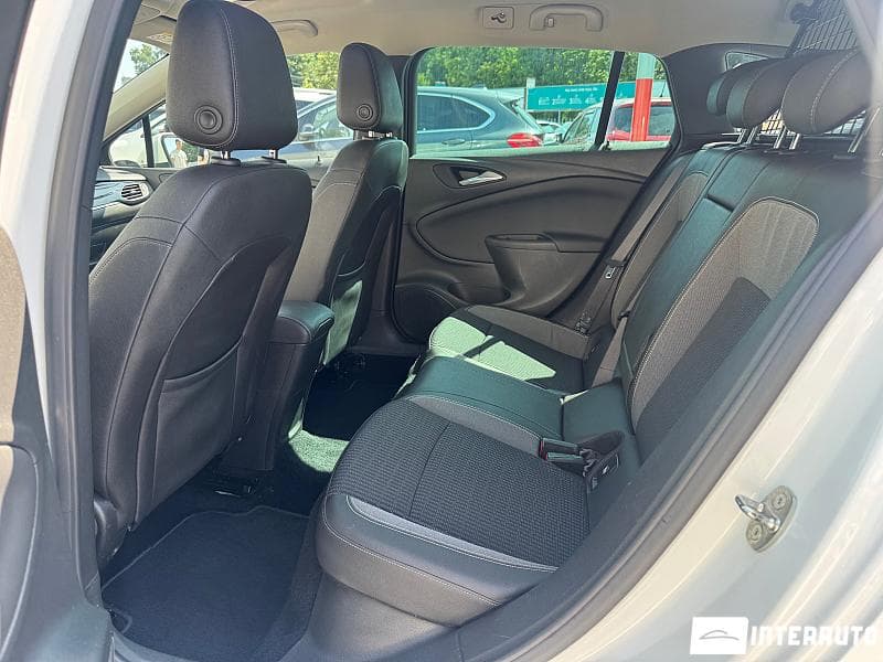 Opel Astra 2020 — Миниатюра 8