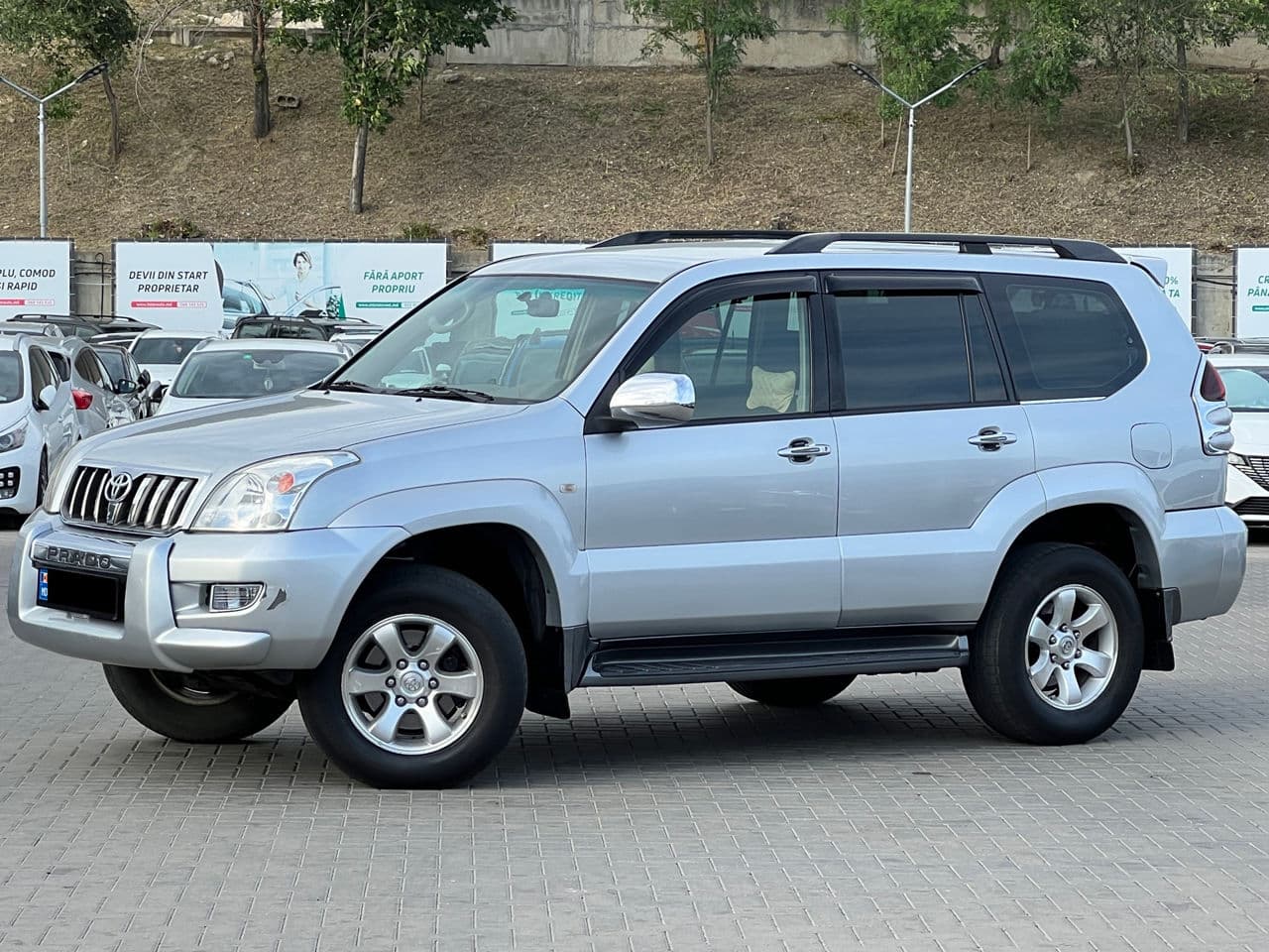 Toyota Land Cruiser Prado 2004 — Миниатюра 2