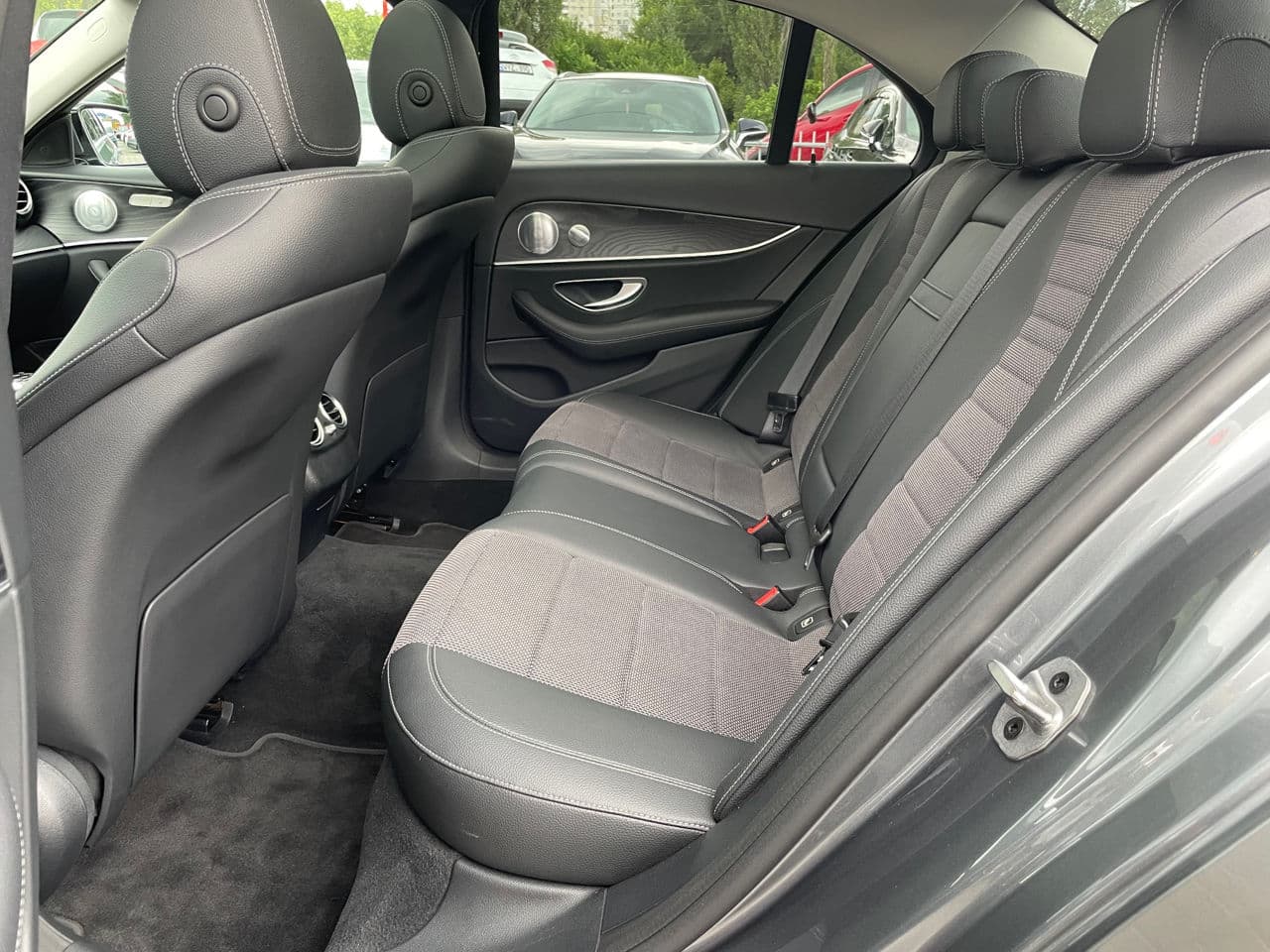 Mercedes E 300de 2019 — Миниатюра 22