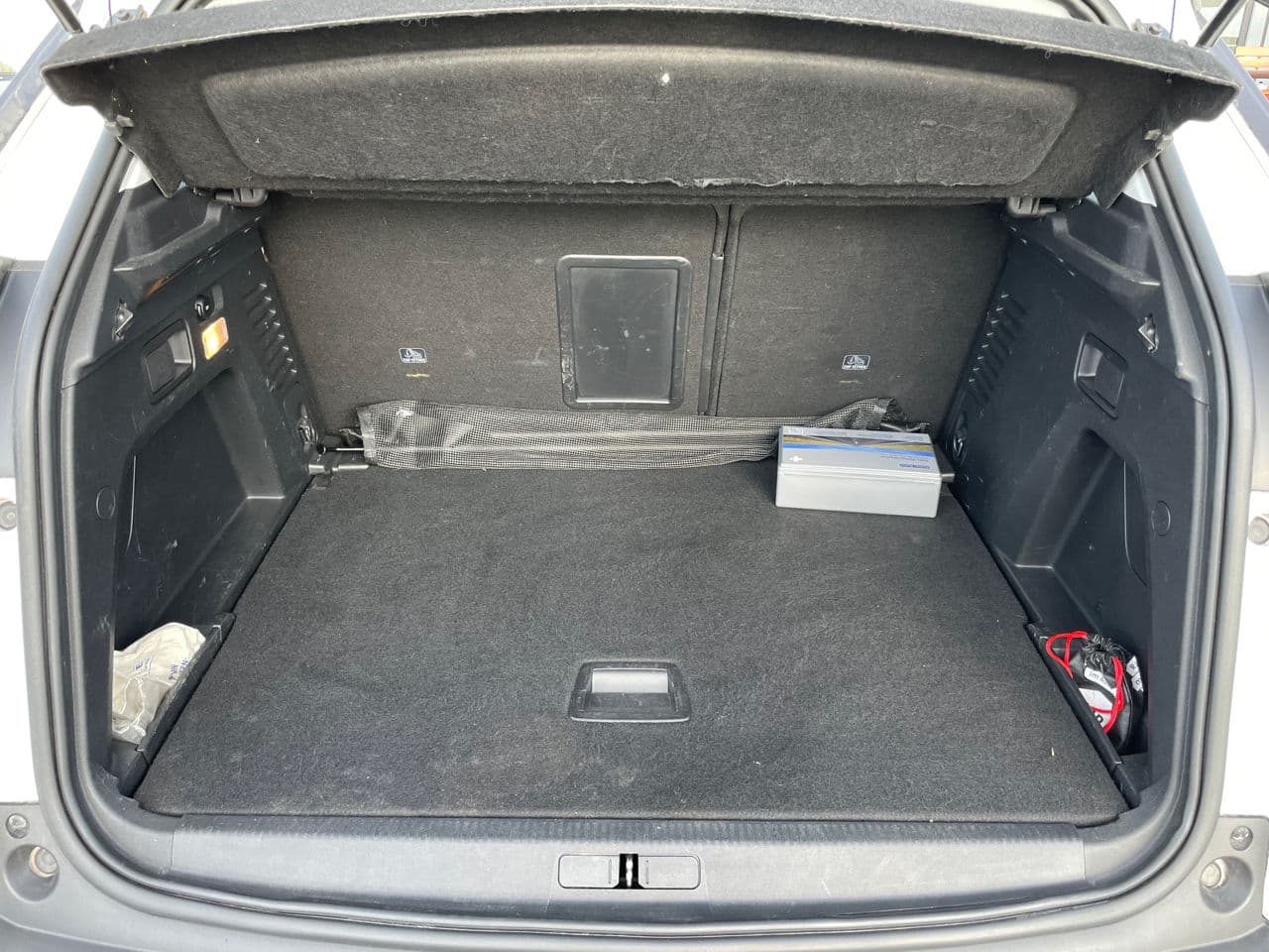 Peugeot 3008 2019 — Миниатюра 17