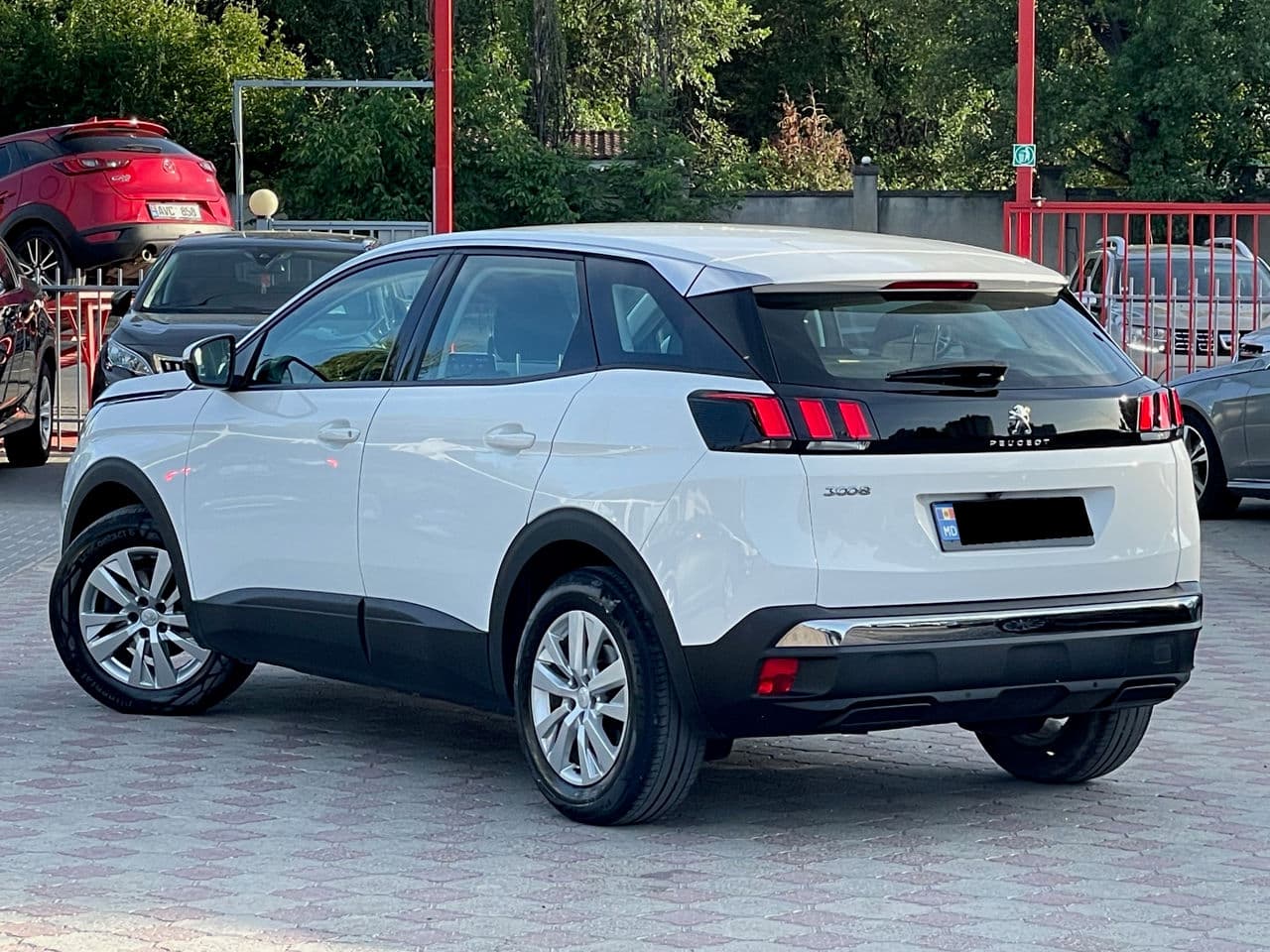 Peugeot 3008 2019 — Миниатюра 2