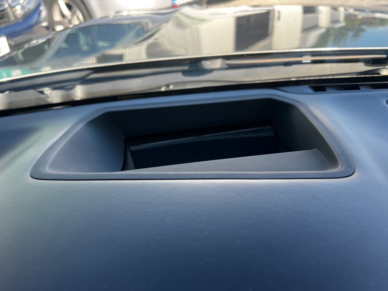 BMW 740 2016 — Миниатюра 12