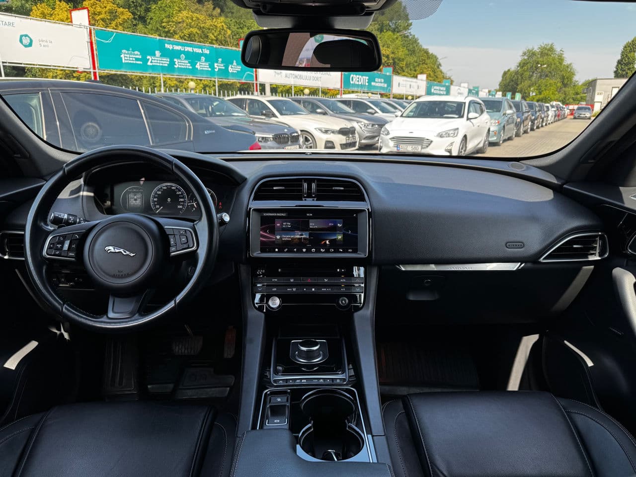 Jaguar F-Pace 2016 — Миниатюра 8