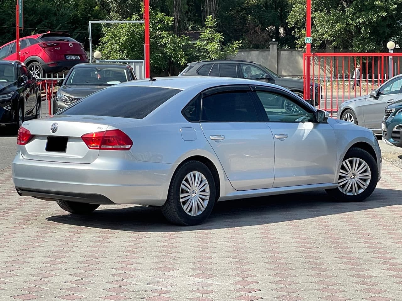 Volkswagen Passat 2014 — Миниатюра 3