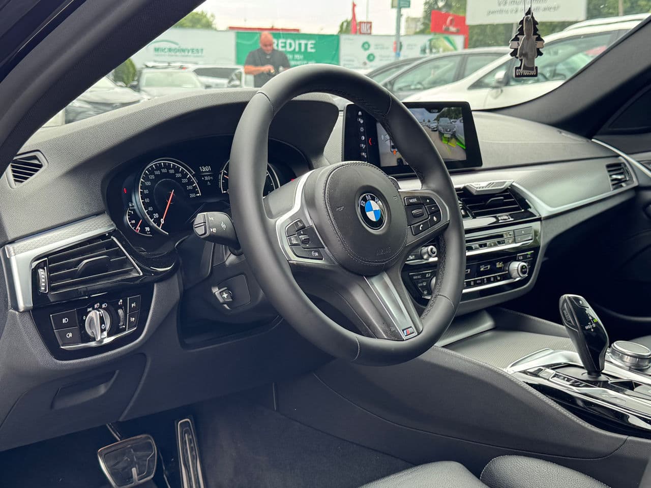 BMW 520 2017 — Миниатюра 7
