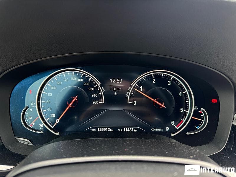 BMW 520 2017 — Миниатюра 10