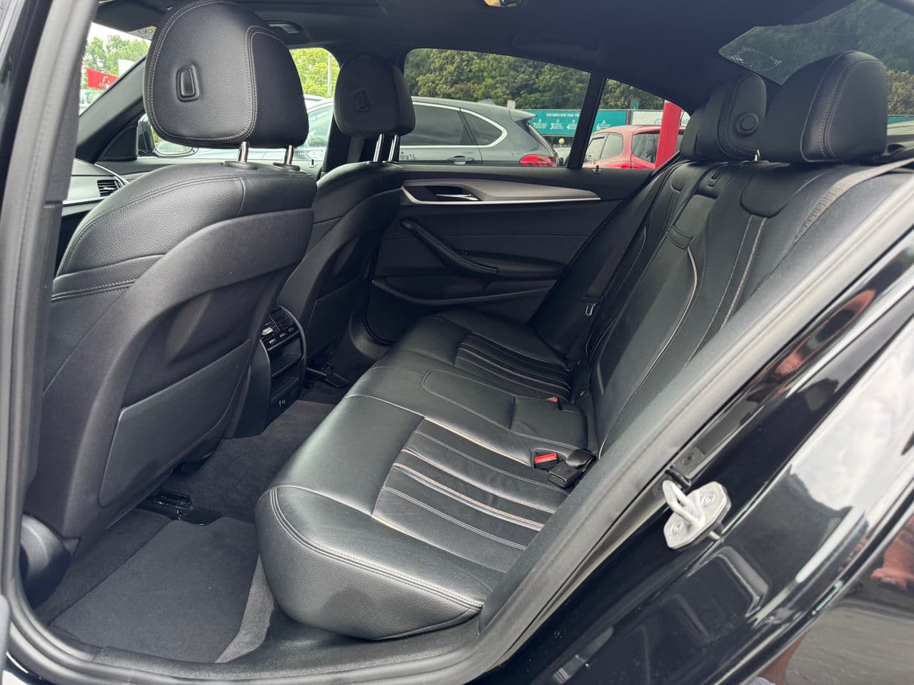 BMW 520 2017 — Миниатюра 17