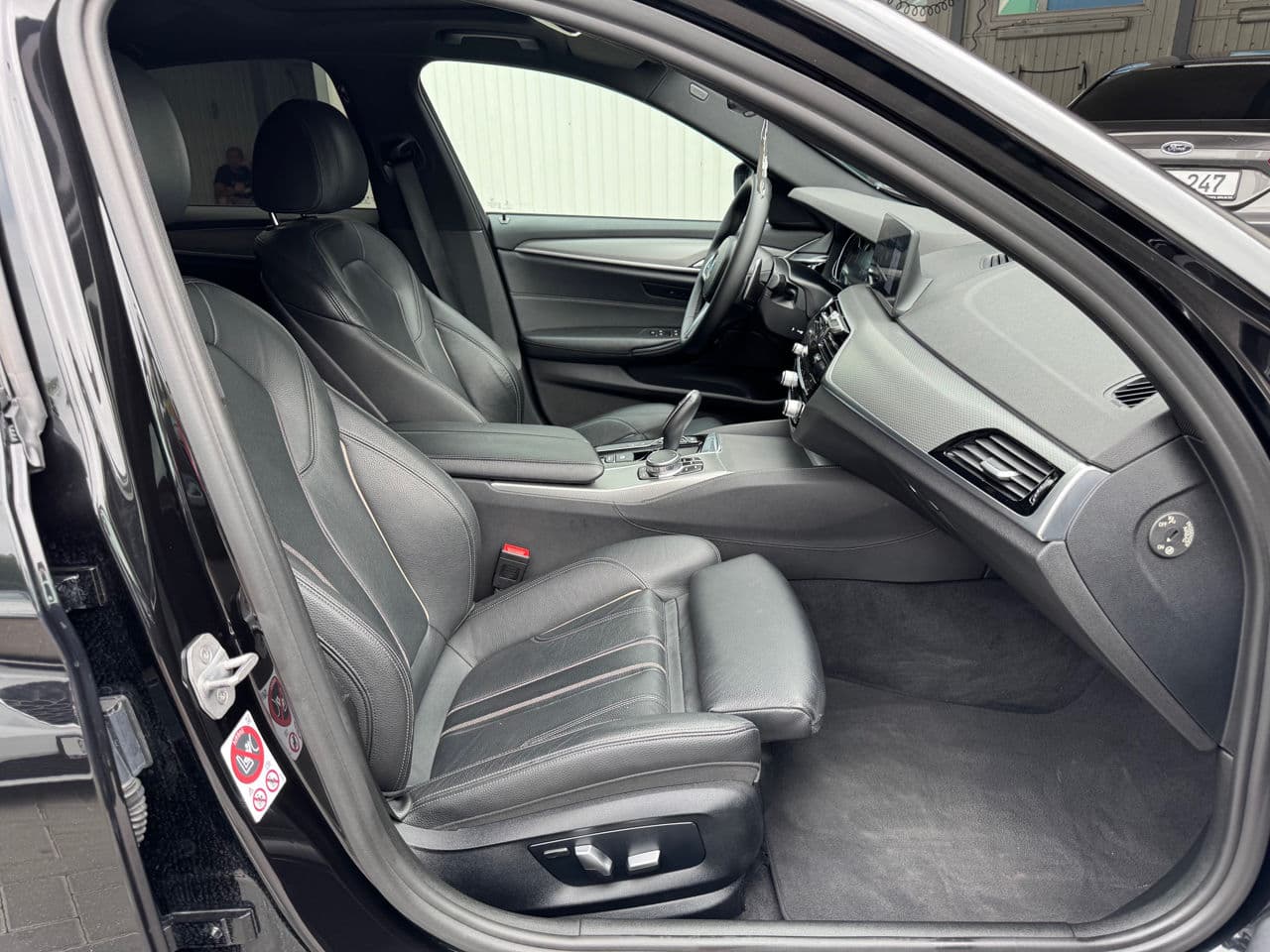 BMW 520 2017 — Миниатюра 5