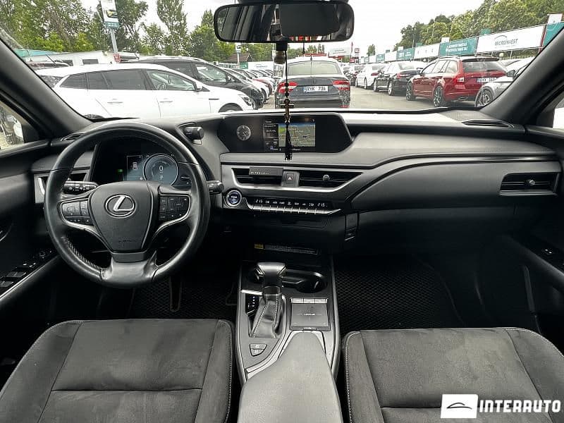 Lexus UX 250h 2021 — Миниатюра 8