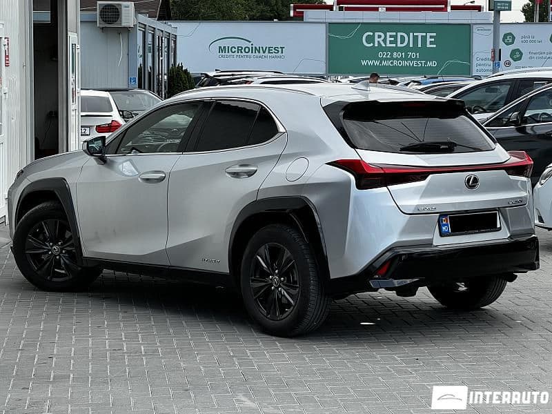 Lexus UX 250h 2021 — Миниатюра 4