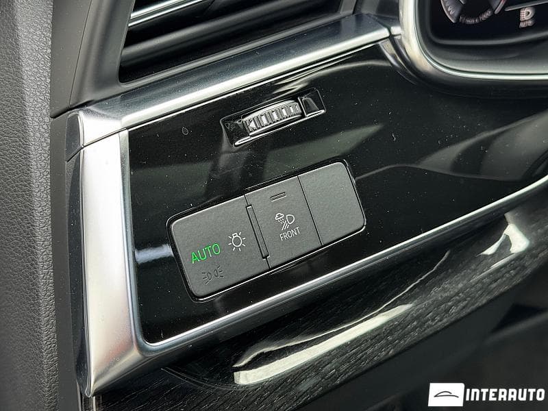 Audi Q8 2020 — Миниатюра 17
