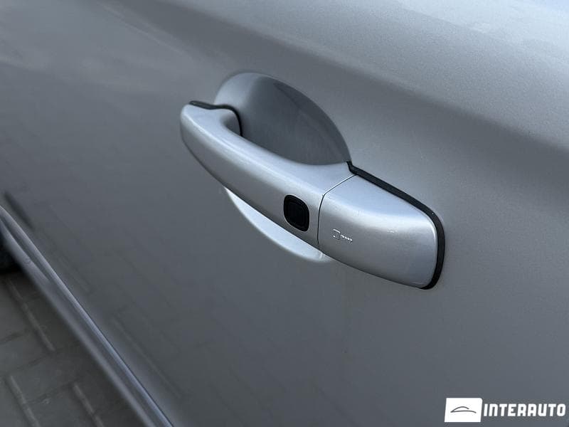 Volvo XC 60 2014 — Миниатюра 18