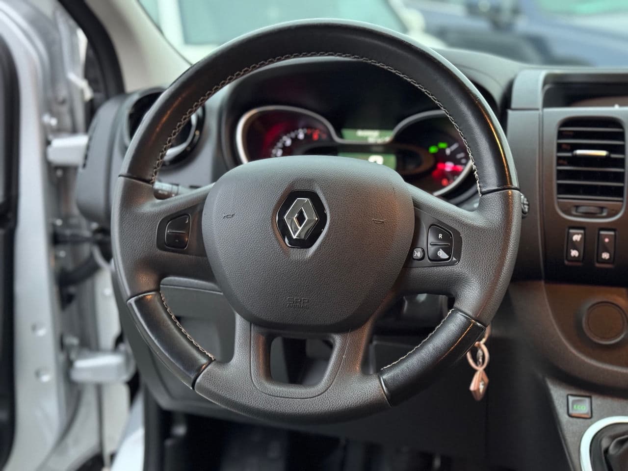 Renault Trafic 2020 — Миниатюра 7