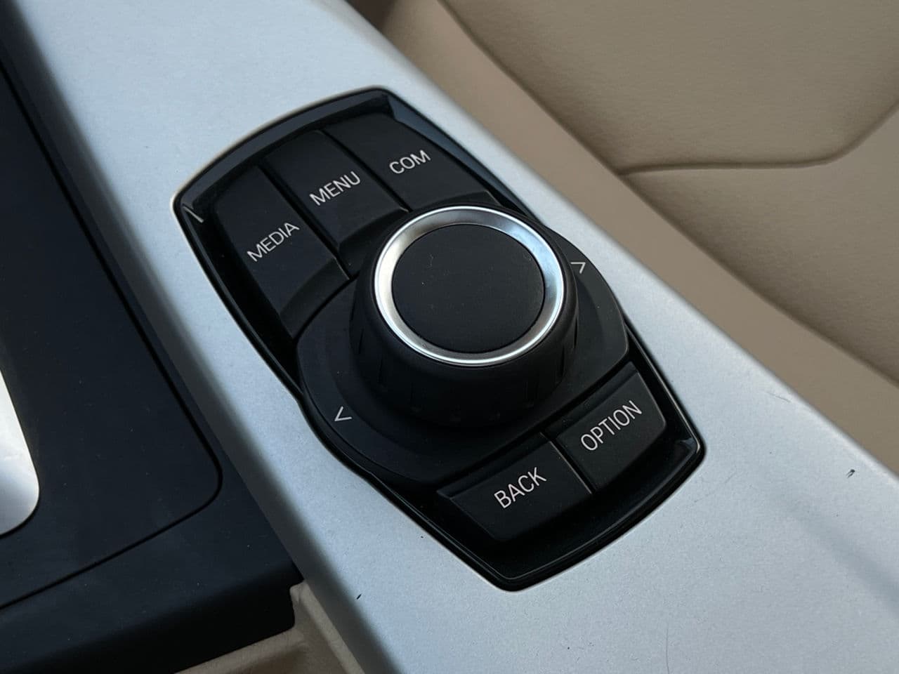 BMW 320 2018 — Миниатюра 13