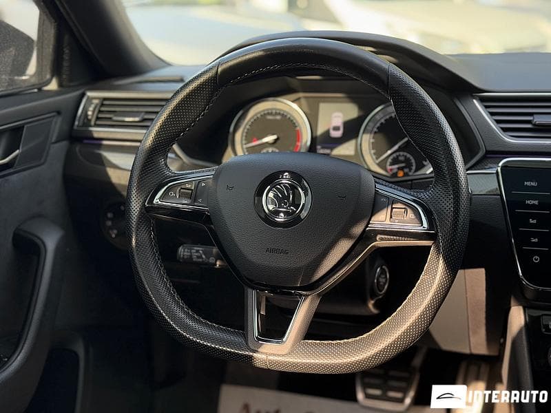 2017 Skoda Superb — Miniatură 17