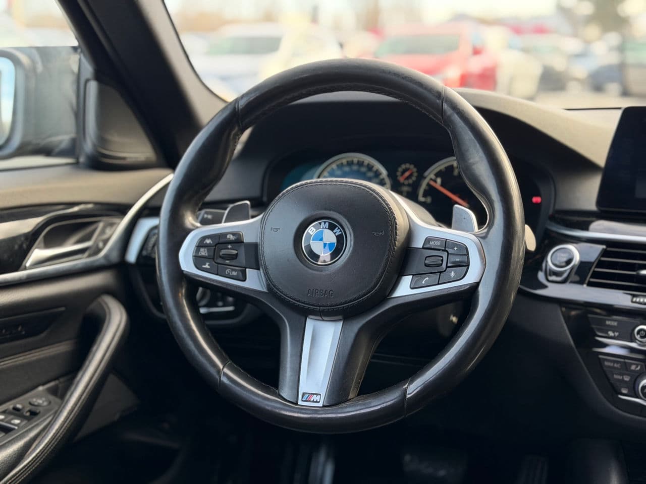 BMW 520 2017 — Миниатюра 13