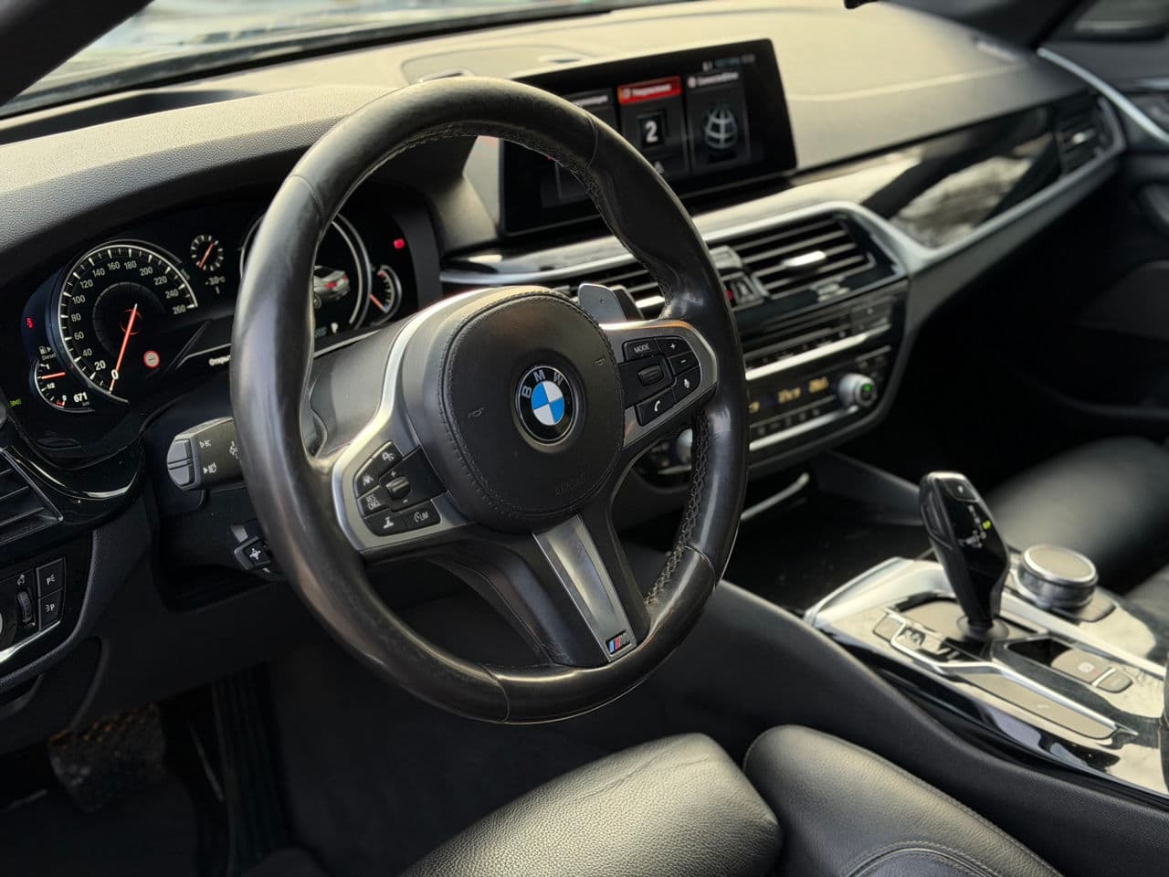 BMW 520 2017 — Миниатюра 5