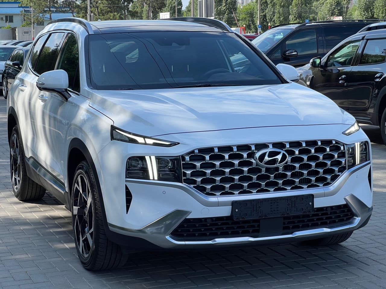 Hyundai Santa Fe 2021 — Миниатюра 3