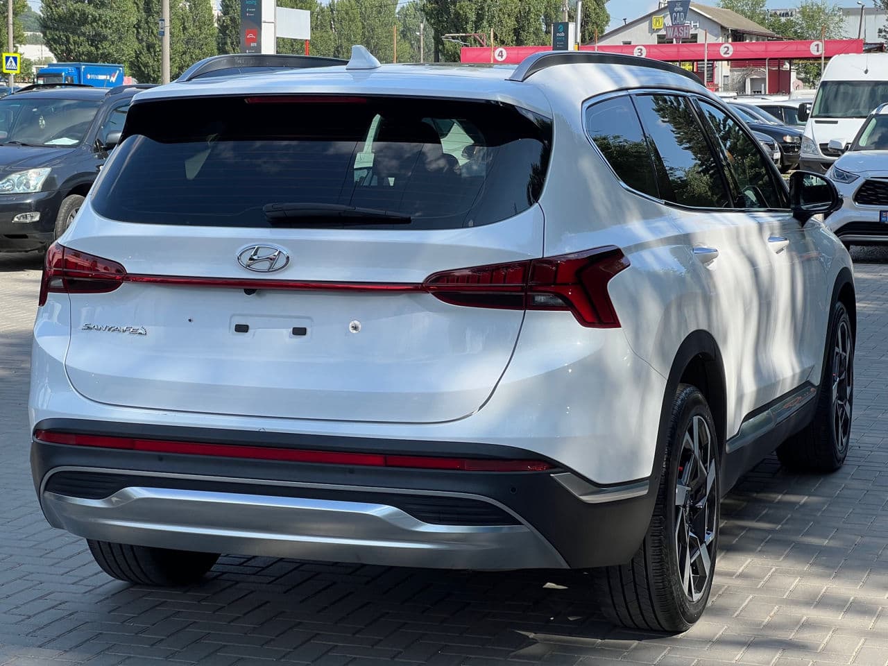 Hyundai Santa Fe 2021 — Миниатюра 2