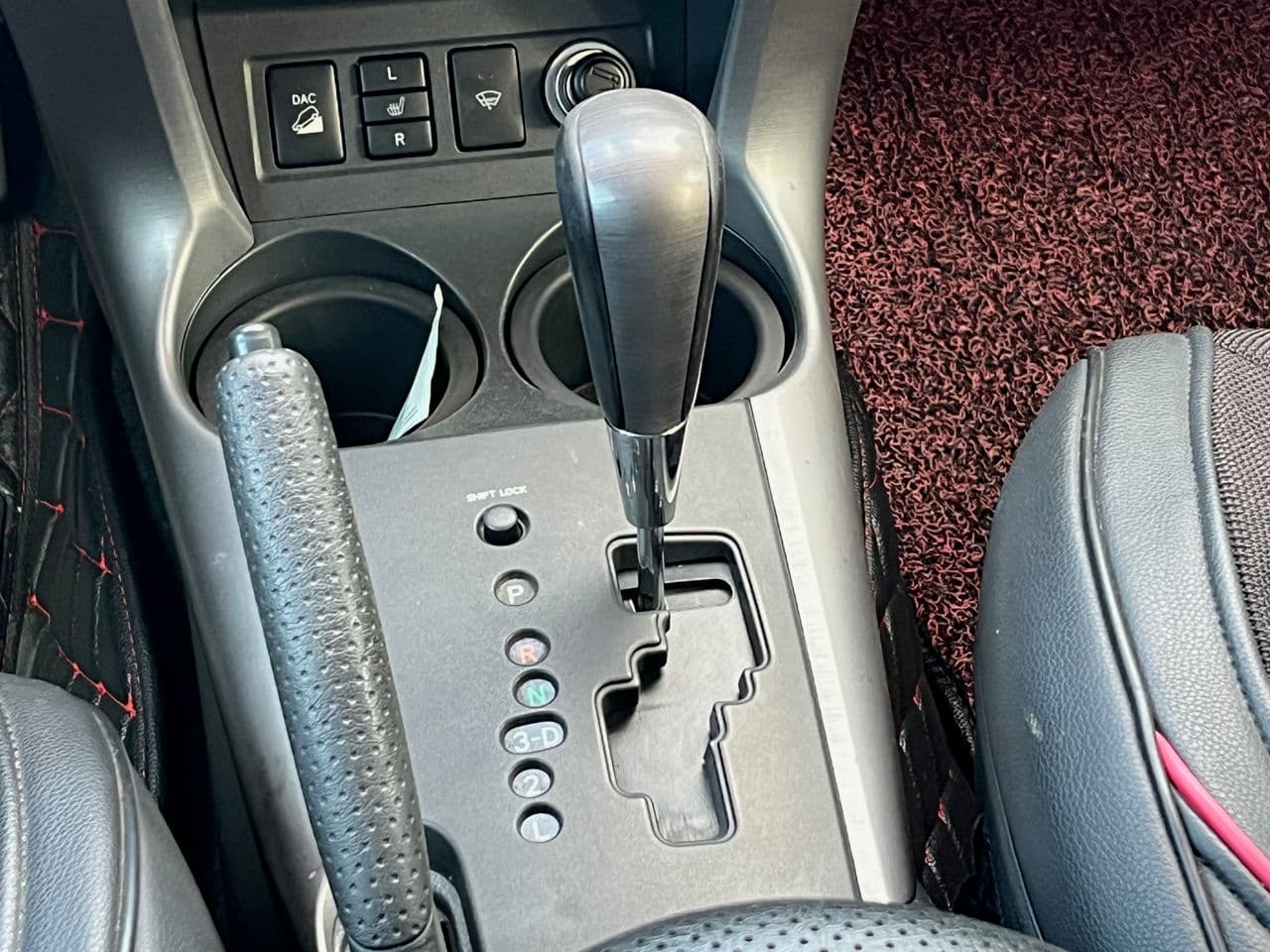 Toyota Rav-4 2008 — Миниатюра 13