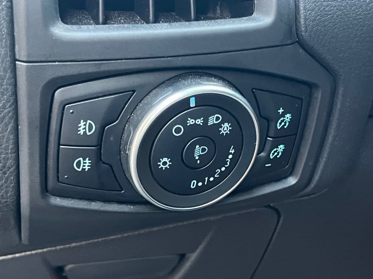 Ford Focus 2015 — Миниатюра 17