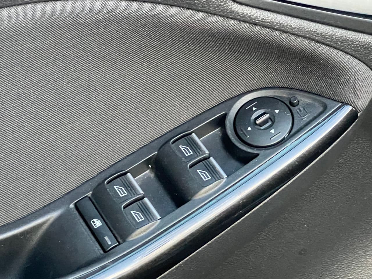 Ford Focus 2015 — Миниатюра 16