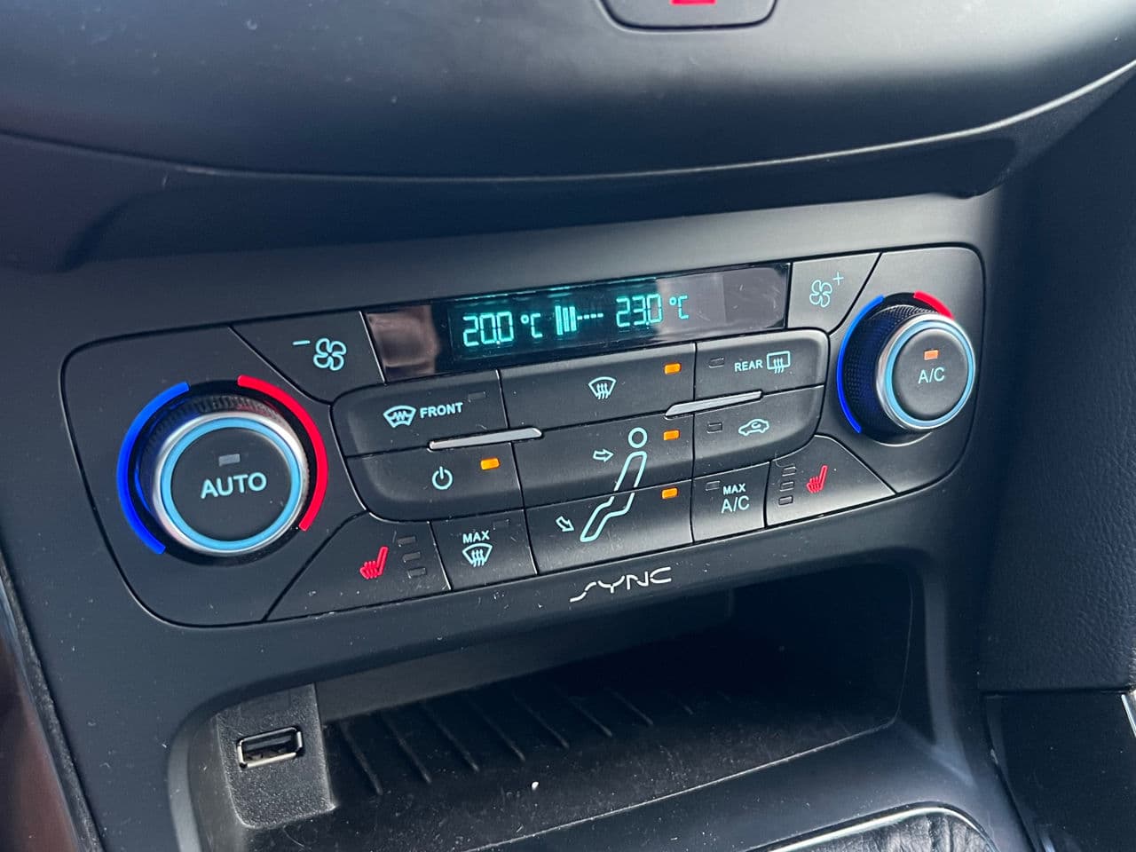 Ford Focus 2015 — Миниатюра 11