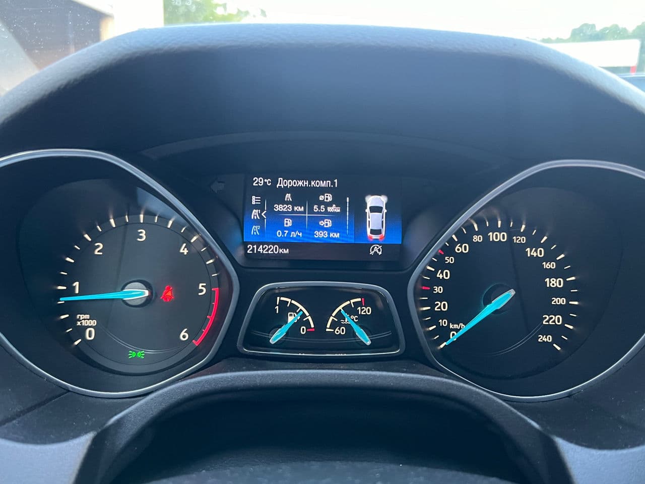 Ford Focus 2015 — Миниатюра 9