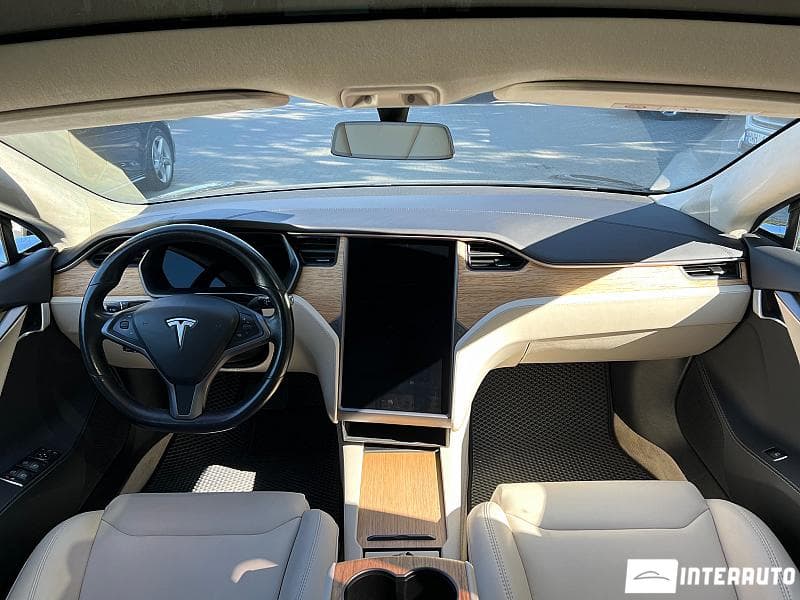 Tesla Model S 2018 — Миниатюра 9