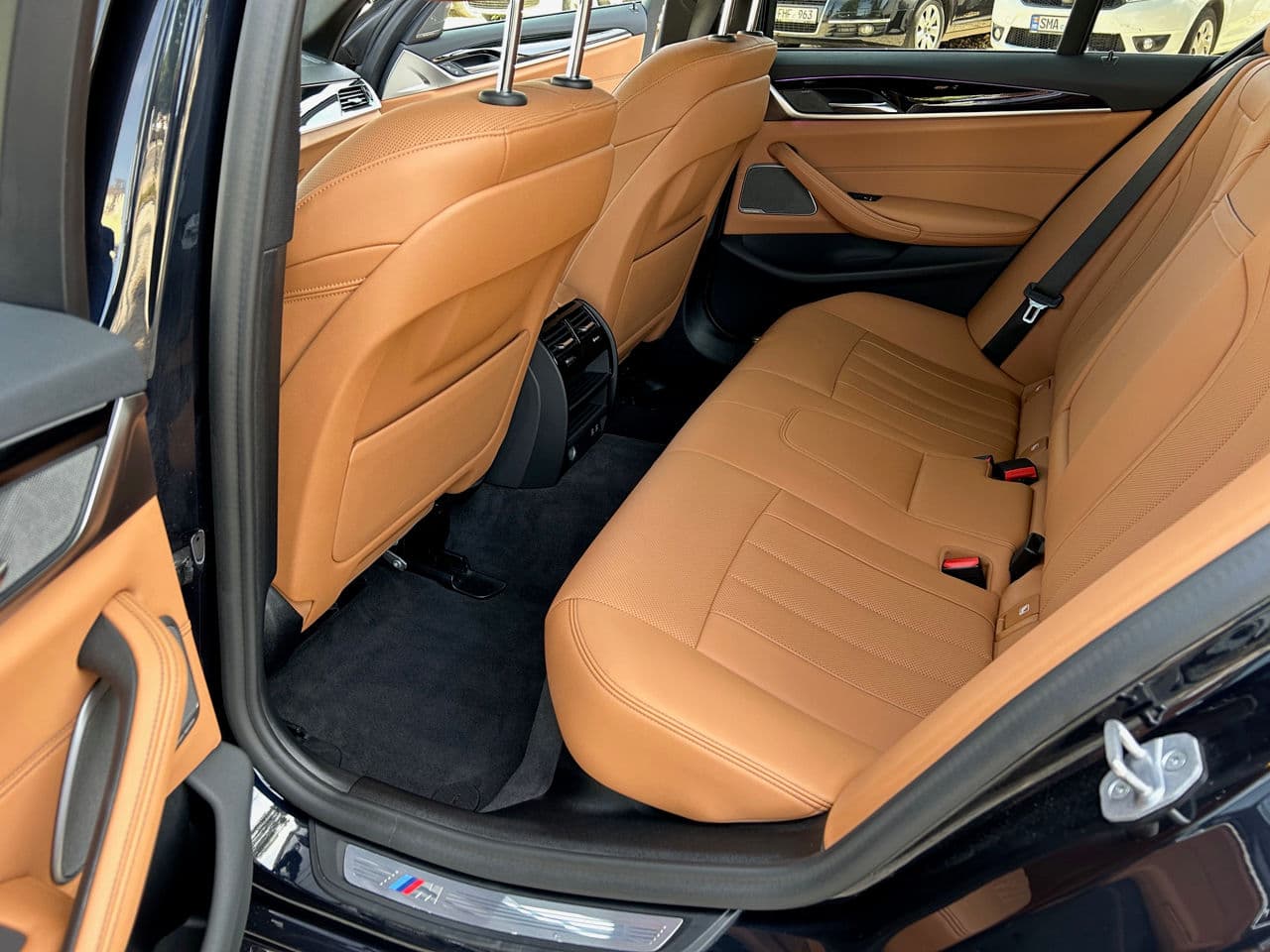BMW 530e 2021 — Миниатюра 6