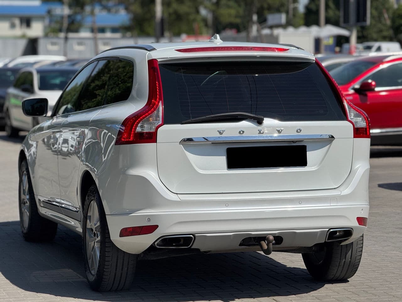 Volvo XC 60 2017 — Миниатюра 2