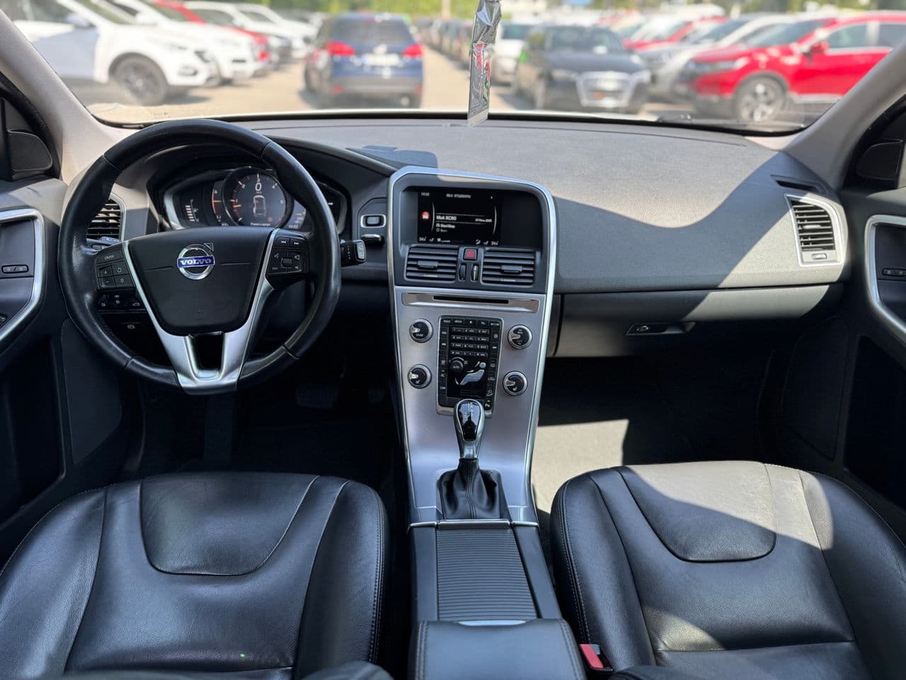 Volvo XC 60 2017 — Миниатюра 17