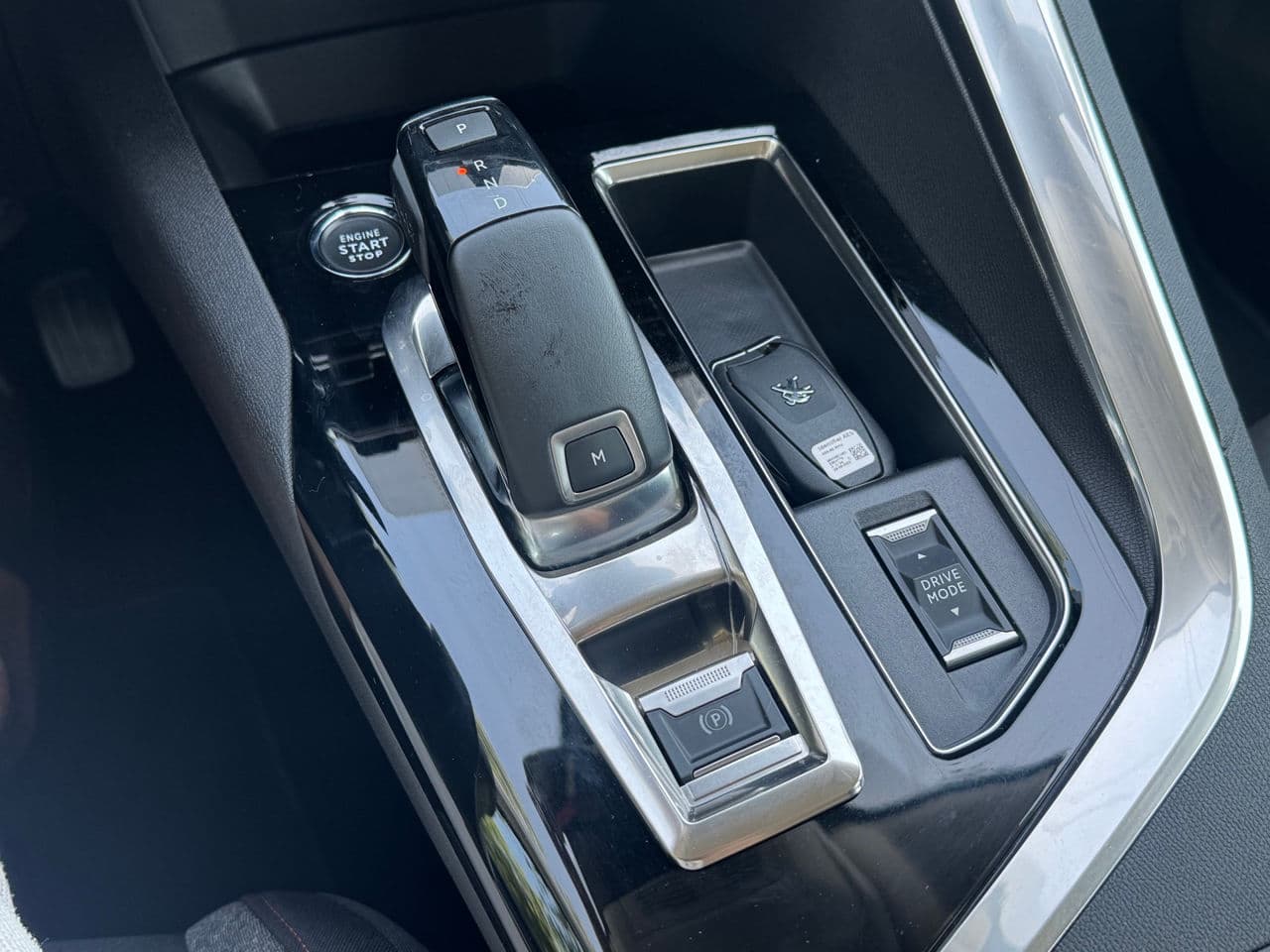Peugeot 3008 2022 — Миниатюра 13