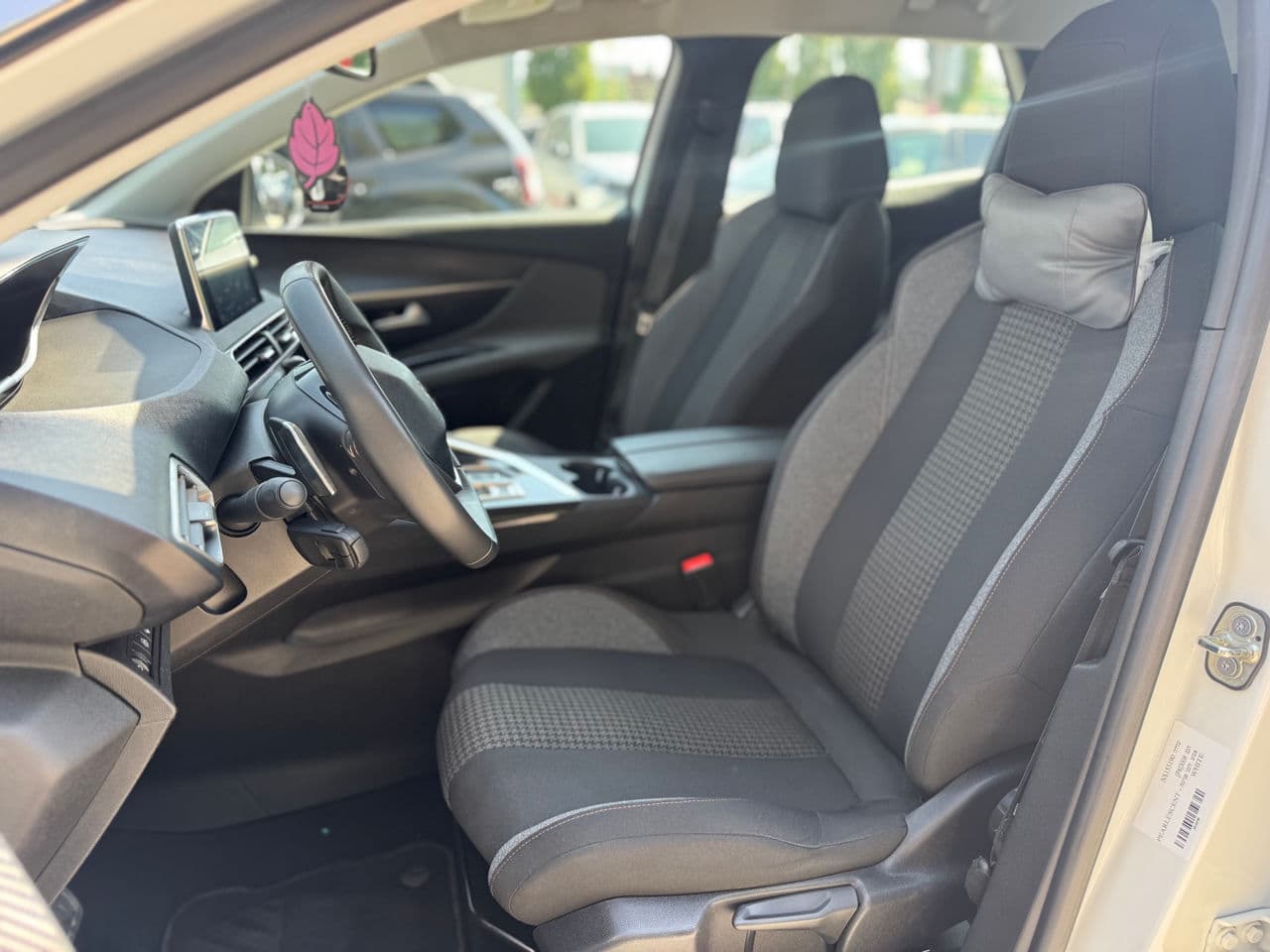 Peugeot 3008 2022 — Миниатюра 5
