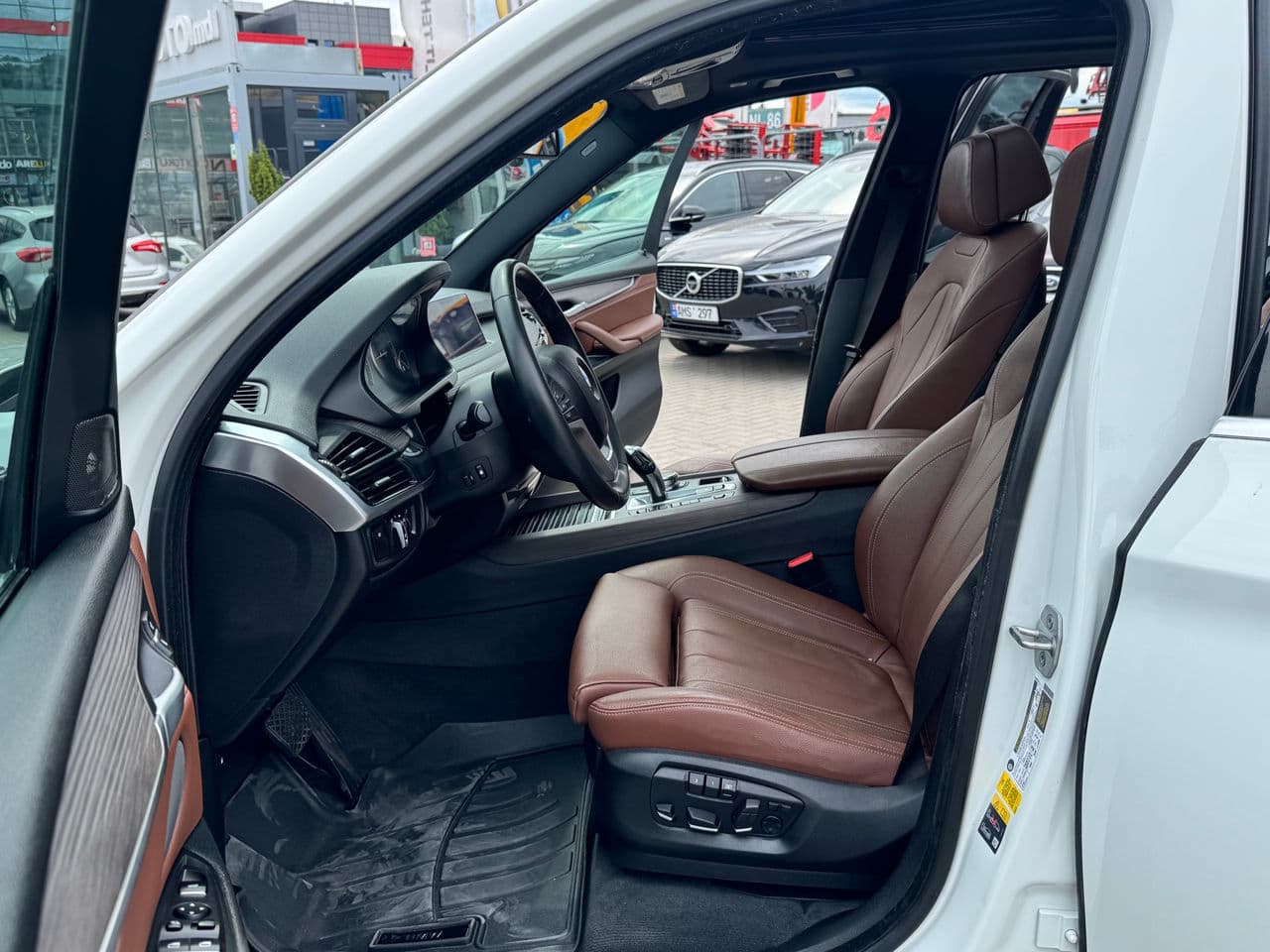 2016 BMW X5 4.0e — Miniatură 5