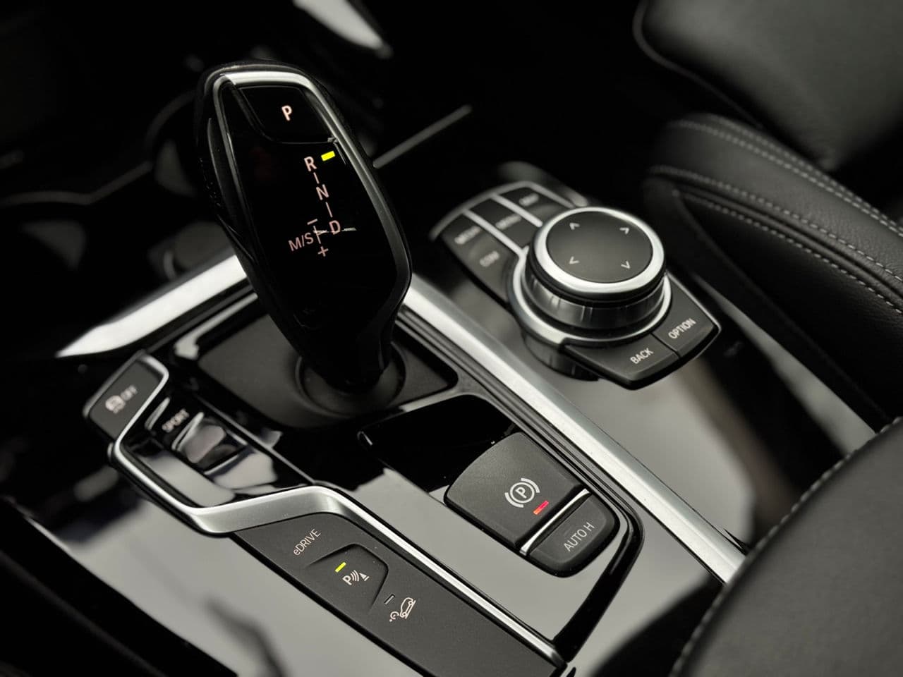 2020 BMW X3 3.0e — Miniatură 15