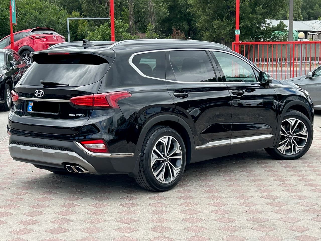 Hyundai Santa Fe 2018 — Миниатюра 3